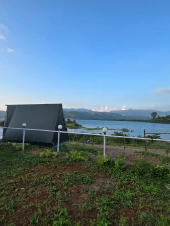 couple cottages pawna