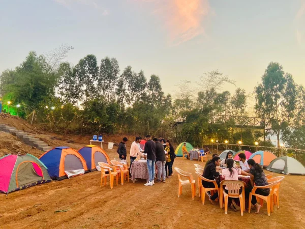 triangle tent with washroom